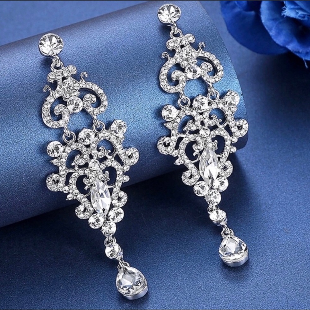 European Mecresh Gala Crystal Earrings